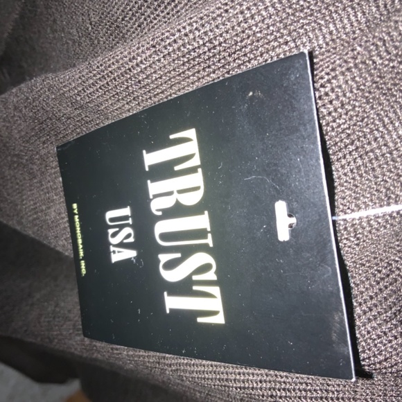 Men’s Trust USA Sweater - Picture 4 of 5